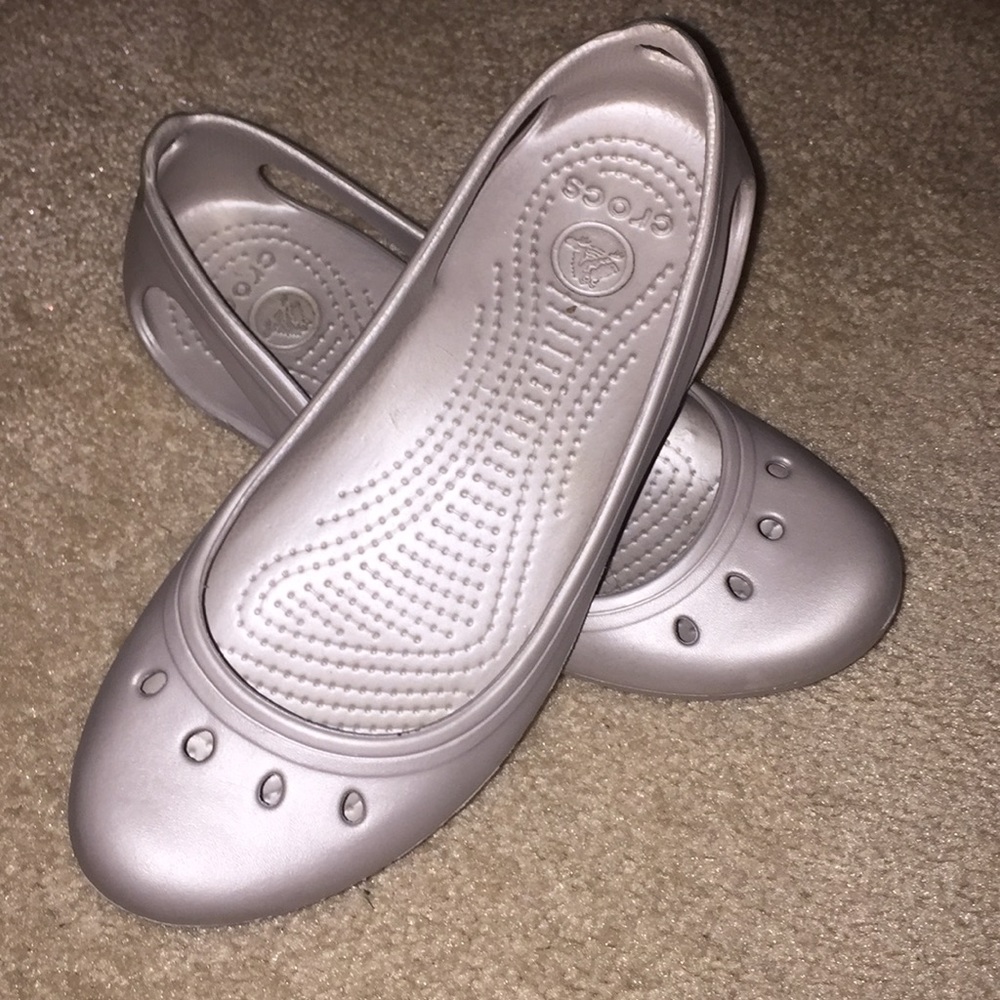 Crocs flat